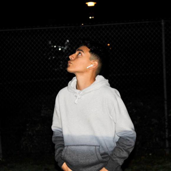 Meet your Posher, Gabriel - Picture 1 of 1